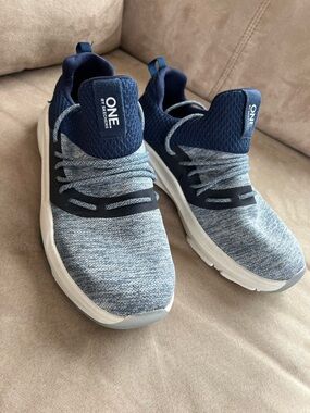 Skechers ONE Navy and Light Blue Knit Athletic Sneakers